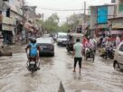 प्रशासनिक कार्यालय भी पानी से लबालब हैं तो वहीं, पूरे शहर में जलभराव से हालात बुरे बन गए हैं | Total tv, Latest news, News hindi, live news,