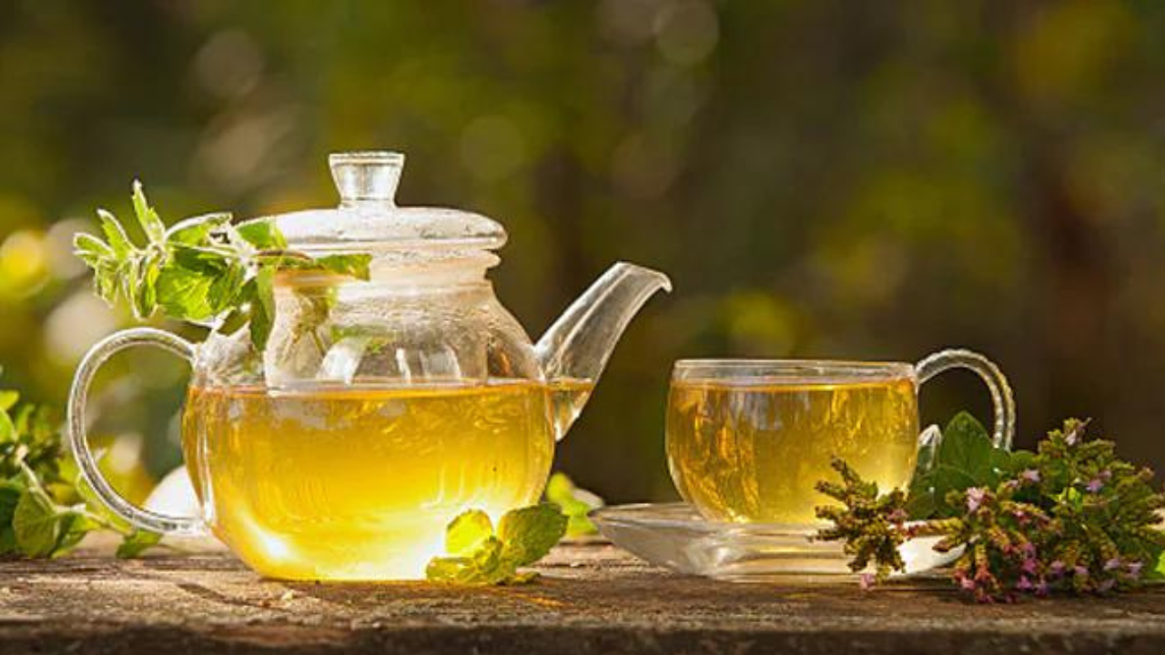 Lemongrass Tea Benefits, दूध की बजाय इस हर्बल टी का करें इस्तेमाल..... | totaltv