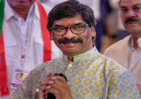Jharkhand: Former CM Hemant Soren gets bail from Ranchi High Court, will be released after 5 months, Jharkhand High Court, Grants bail, ​​former Jharkhand CM, Chief Minister Hemant Soren, land scam case, #Jharkhand, #JharkhandNews, #HemantSoren, #ChampaiSoren, #LandScamCase-youtube-facebook-twitter-amaozn-google-totaltv live, total news in hindi