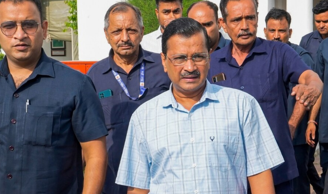 Delhi: Now CM Kejriwal is under CBI scanner...will appear in court today, arvind kejriwal, arvind kejriwal appearance, kejriwal cbi, Arvind Kejriwal, CBI, CBI to Arrest Kejriwal, Delhi Excise Policy Scam Case, Delhi Liquor Scam, Delhi CM Arvind Kejriwal, Delhi Chief Minister Arvind Kejriwal, Enforcement Directorat, Money Laundering Case, Aam Aadmi Party, #ArvindKejriwal, #cmkejariwal, #DelhiNews, #delhi, #delhincr, #court, #CBI, #policeman, #MoneyLaundering, #AAPPunjab, #AAPDelhi, #AapParty-youtube-facebook-twitter-amazon-google-totaltv live, total news in hindi